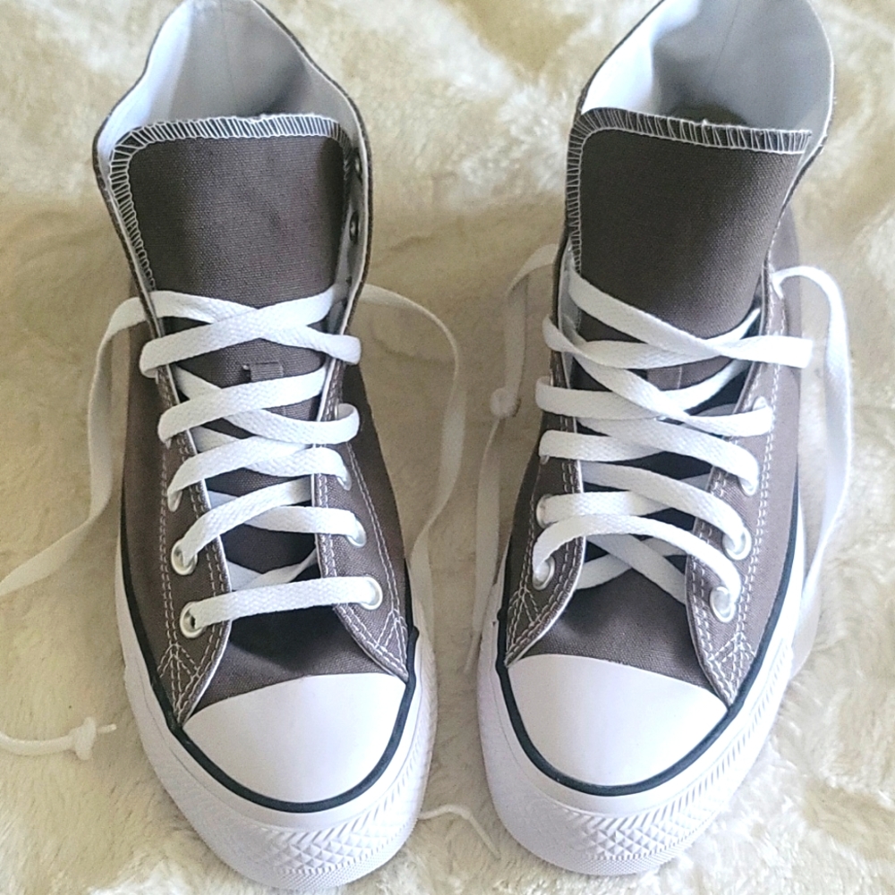 Converse Hi tops